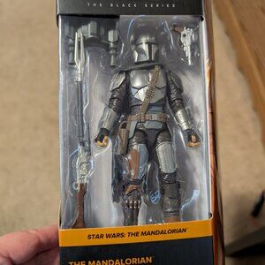 NIB Star Wars Black Series The Mandalorian #01